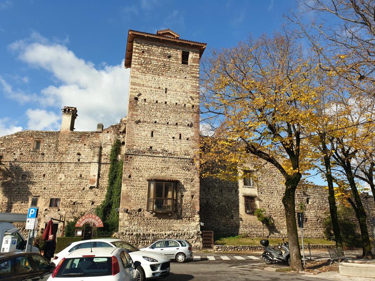 Vicolo J. Da Ponte - Bassano Centro Storico Bassano del Grappa Exterior foto